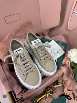 Женские кеды Miu Miu на рельефной подошве в коричневом цвете