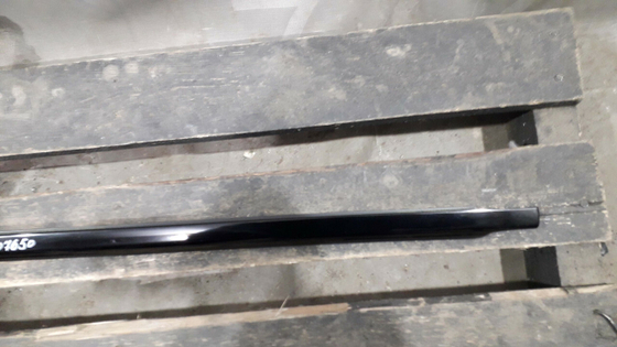 Молдинг двери задней правой Mercedes E (W213) 16-нв Б/У Оригинал A2137302405