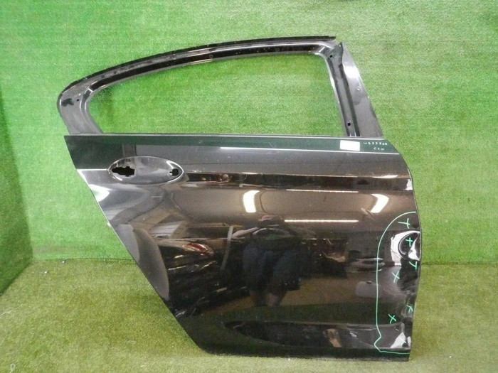 Дверь задняя правая BMW 5er G30 (2017-2023)