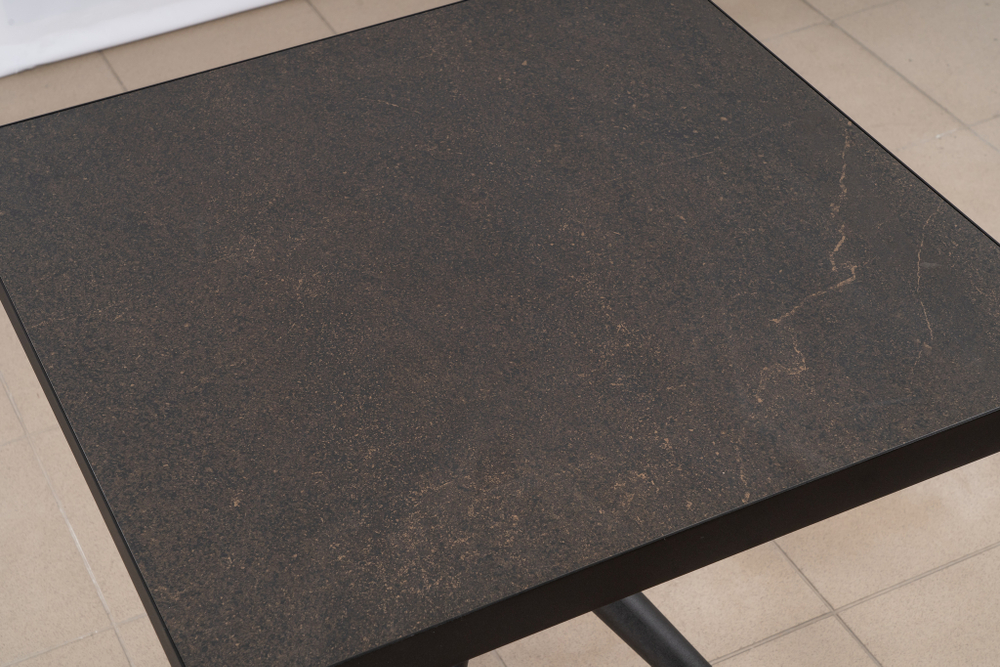 Стол, коллекция Эльбрус