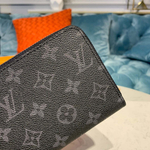 Louis Vuitton Zippy Wallet