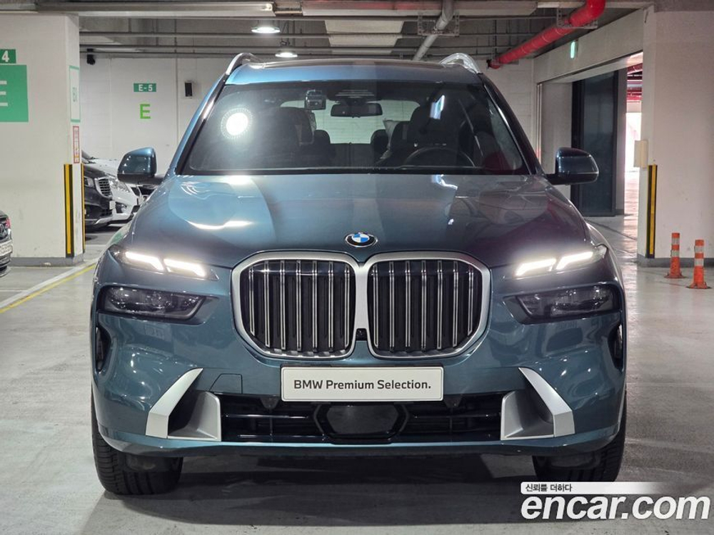 BMW X7 (G07) xDrive 40d Design Pure Excellence 6-и местный (06.2023)