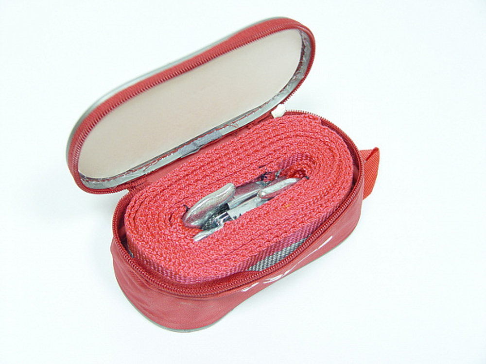 ТРОС БУКСИРОВОЧНЫЙ ЗУБР МАСТЕР 2 КРЮКА СУМКА 4М 5Т 61210-5