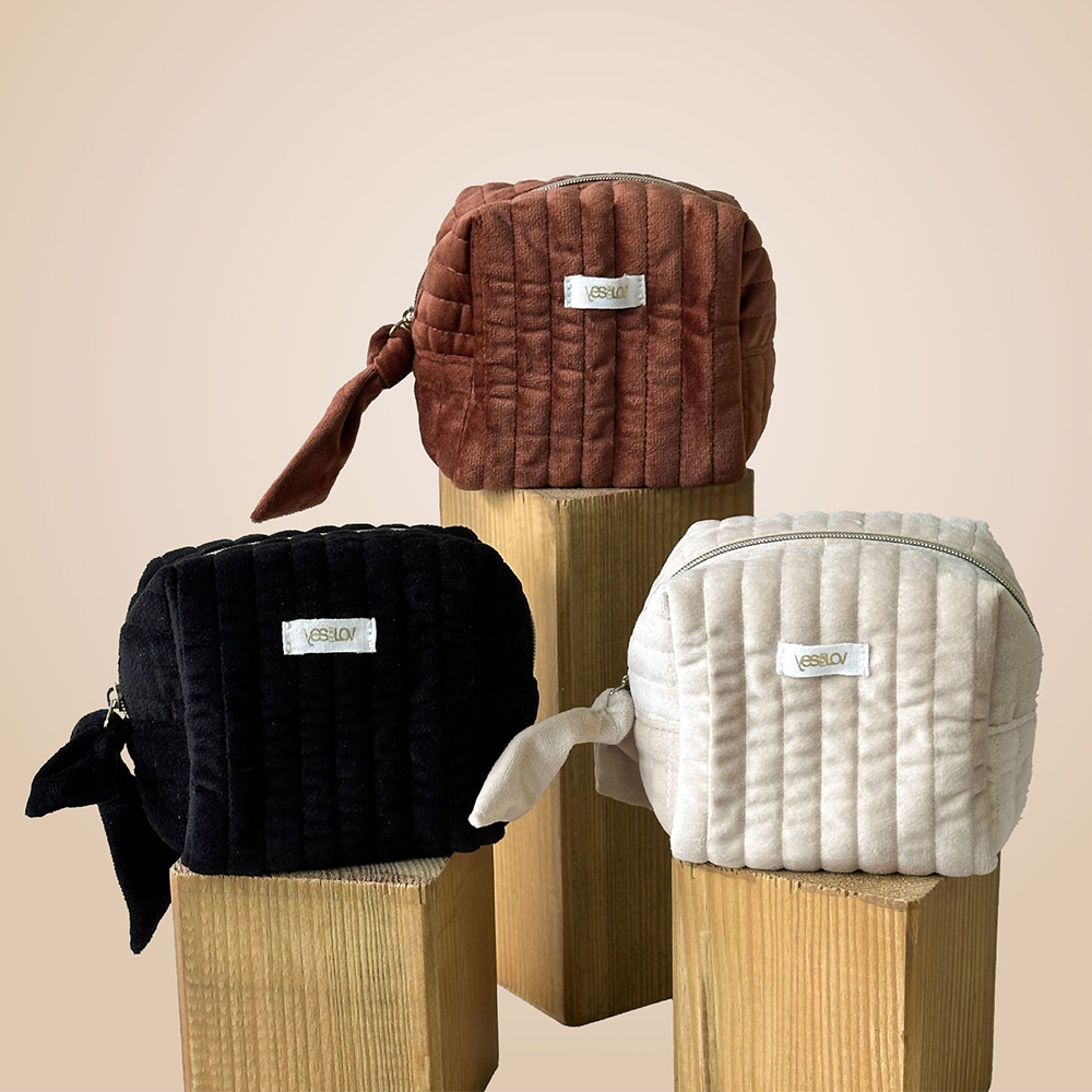 YESforLOV Enchanted Velvet - Набор, черная косметичка