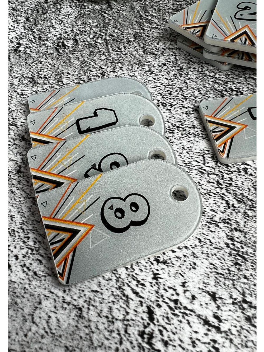 Номерки для ключей акрил 3х5 см