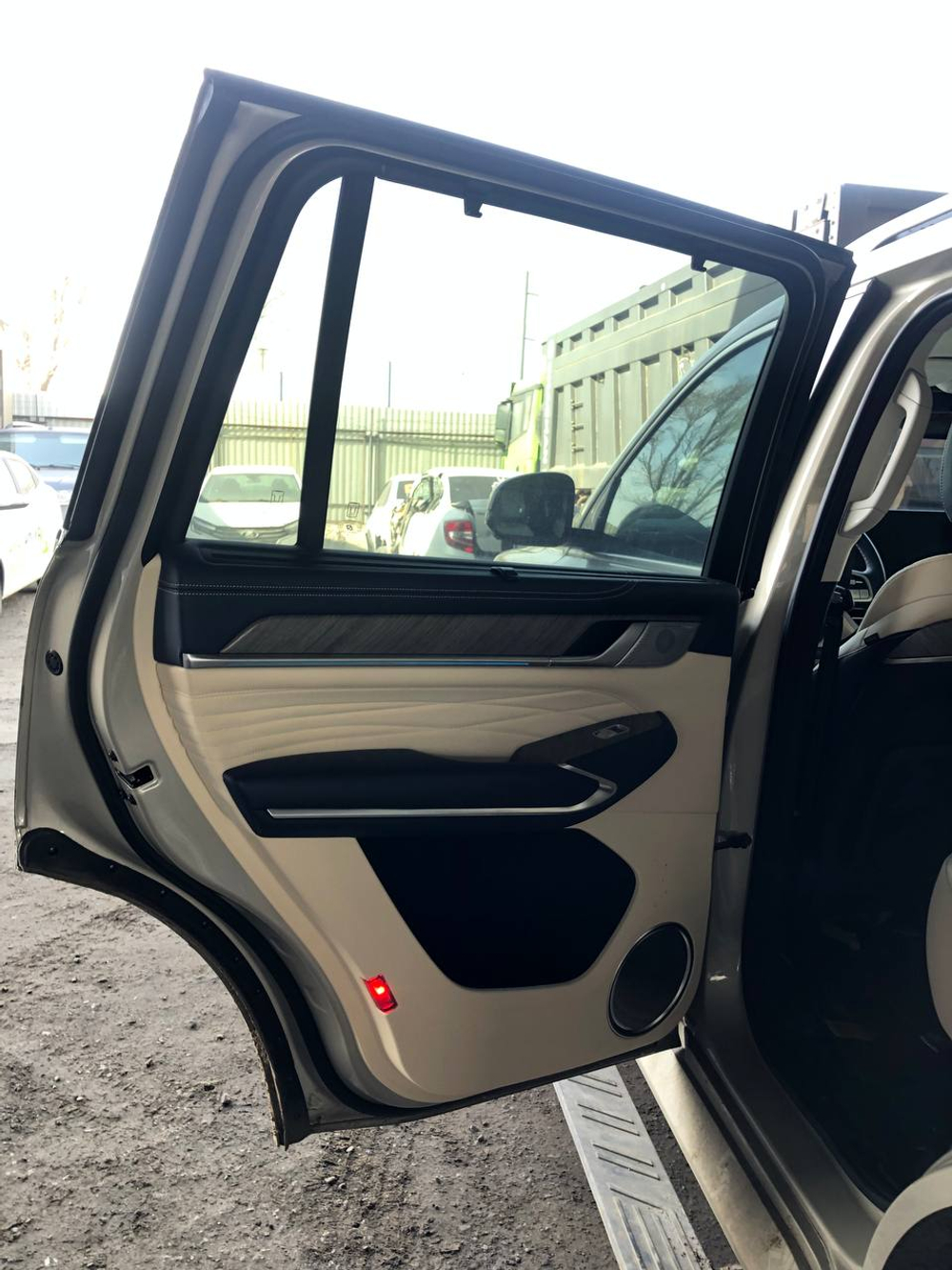 TANK 500 2.0T AT 4WD Urban