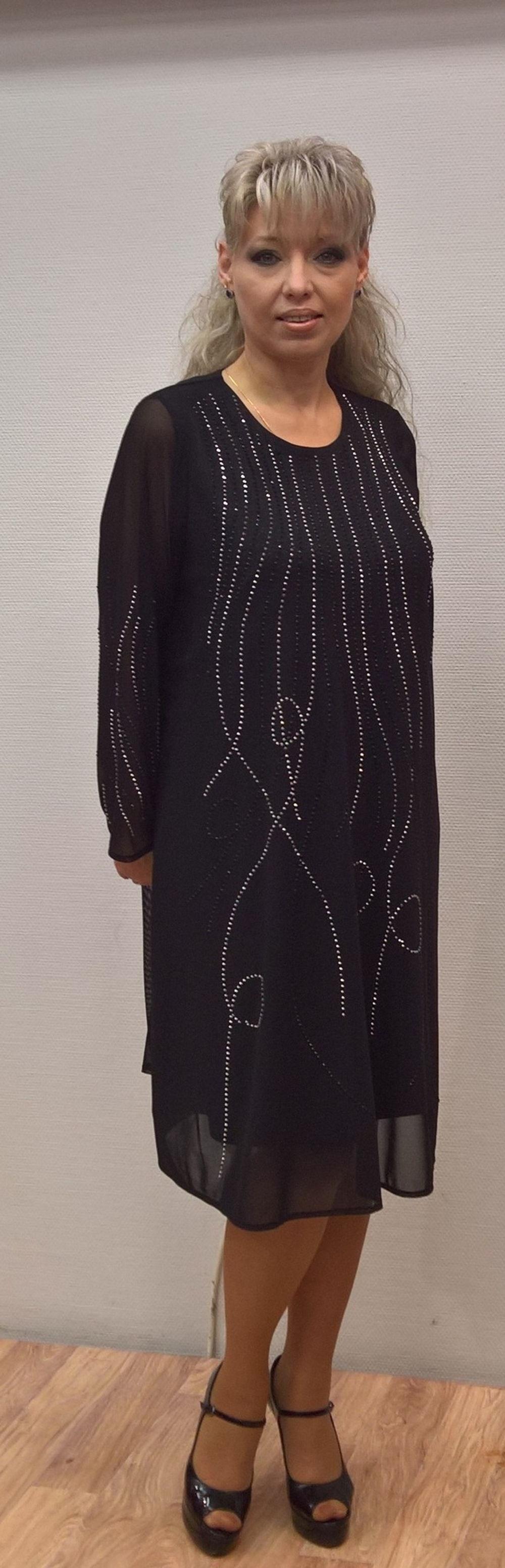 Двойное комбинированное платье со стразовым "дождем"