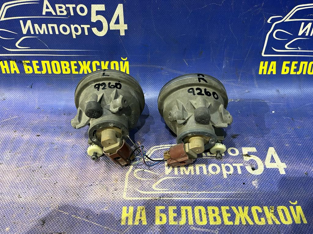 Туманка правая SUBARU LEGACY 2009-2012