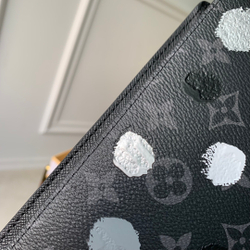 Louis Vuitton Brazza Wallet