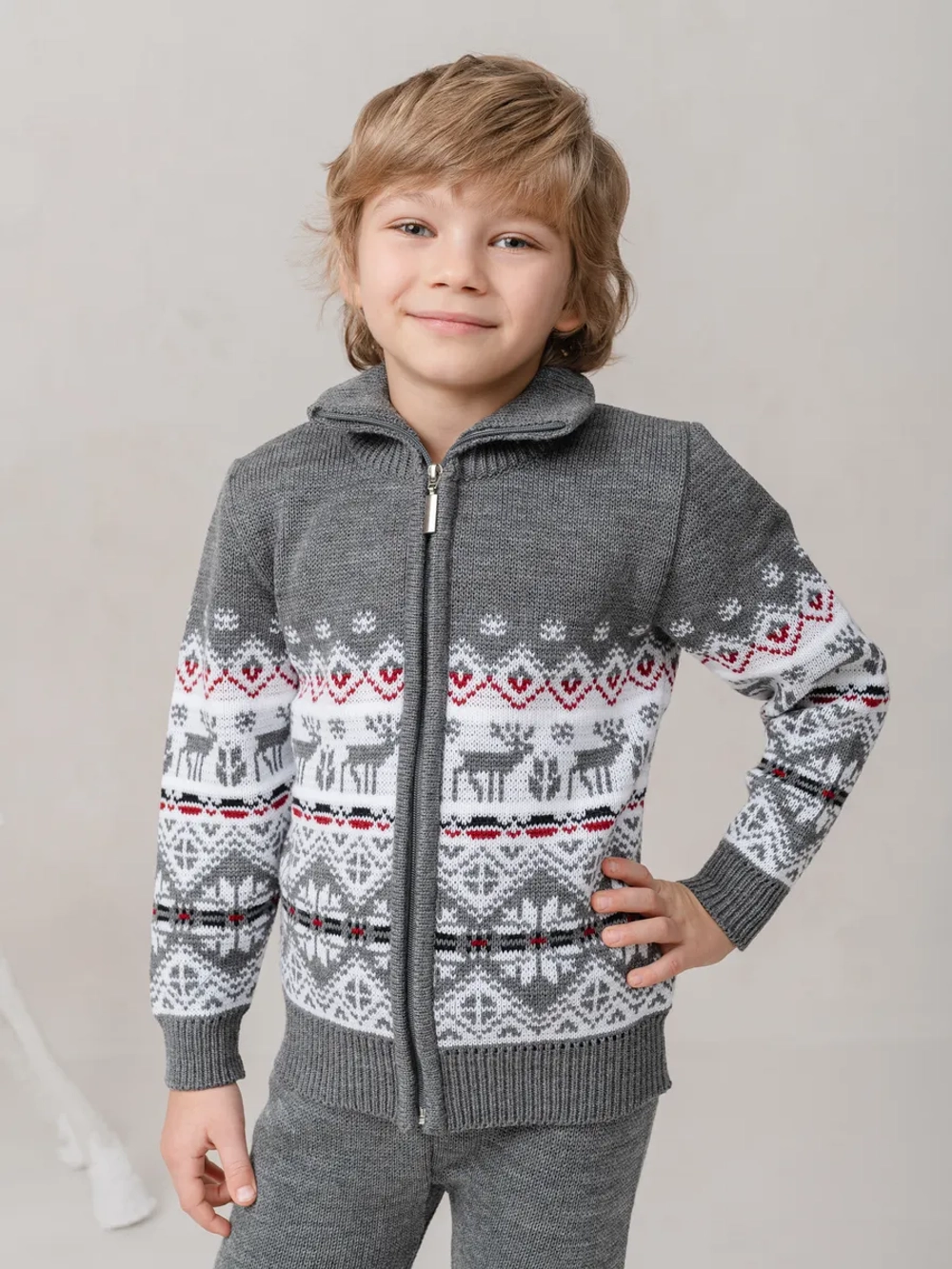 Кофта вязаная на молнии "Северное сияние"