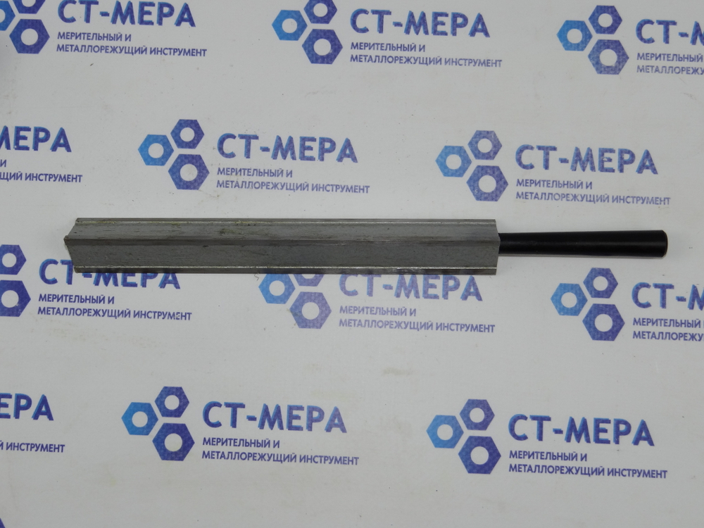 Линейка лекальная ЛТ-200 кл. 0 ГОСТ 8026-64 ЧИЗ