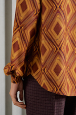 22950 Блузка женская (карамельный мультиколор)