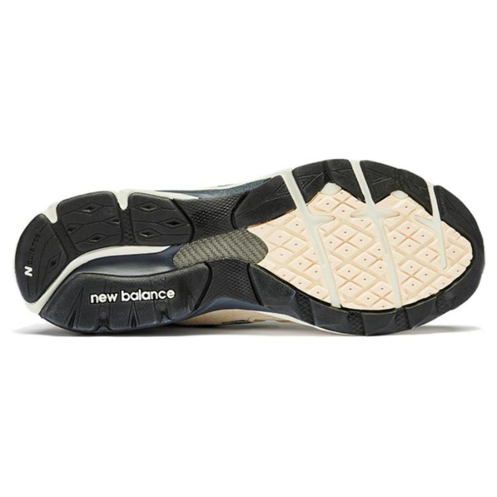 Кроссовки New Balance NB 990 V3, M990AD3