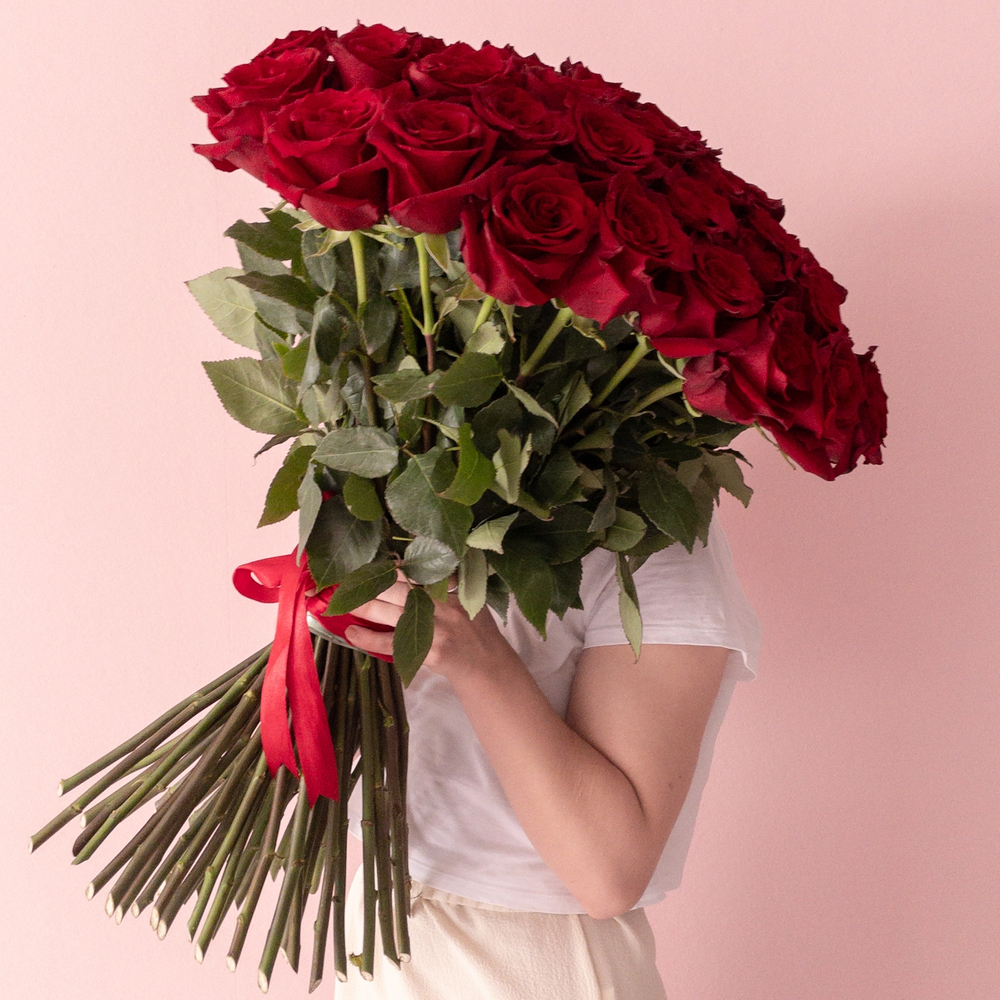 51 роза 70 см премиум