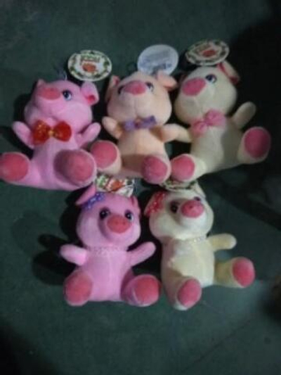 Игрушка мягкая Свинка D-760