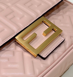 Fendi Baguette Chain Bag 24 cm