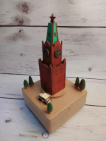 Музыкальная заводная шкатулка "Кремль"с мелодией КАЛИНКА