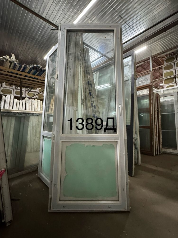 Дверь Пластиковая Б/У 223(в) х 84(ш) Балконная