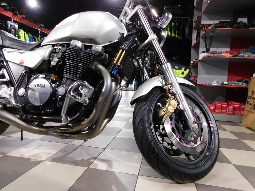 Yamaha XJR 1200 4KG-021228