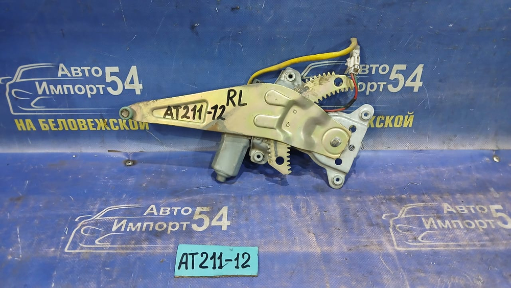 Стеклоподъемник задний левый TOYOTA CARINA 1998