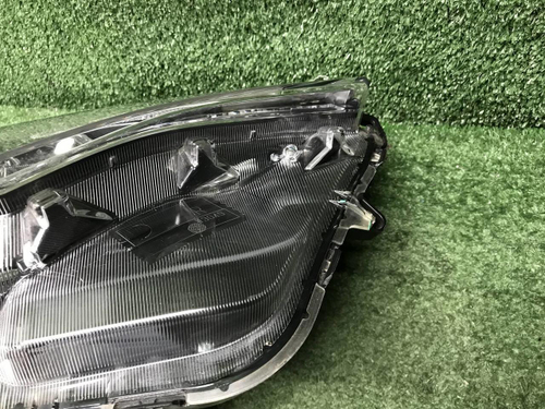 Фара правая Toyota RAV4 4 CA40 (2015-2019) LED