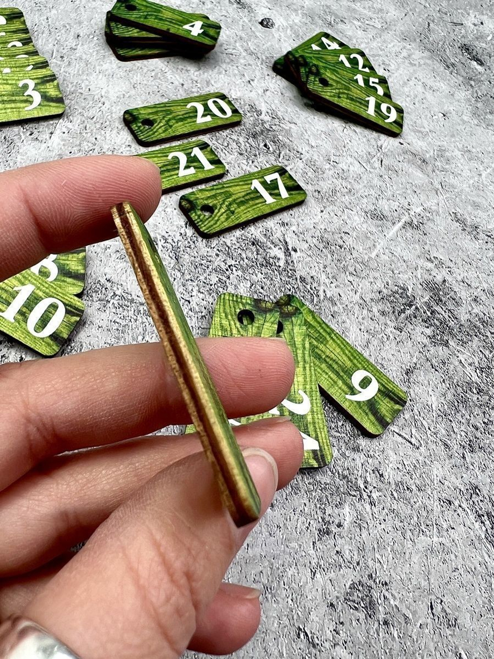 Номерки для ключей 2х5см