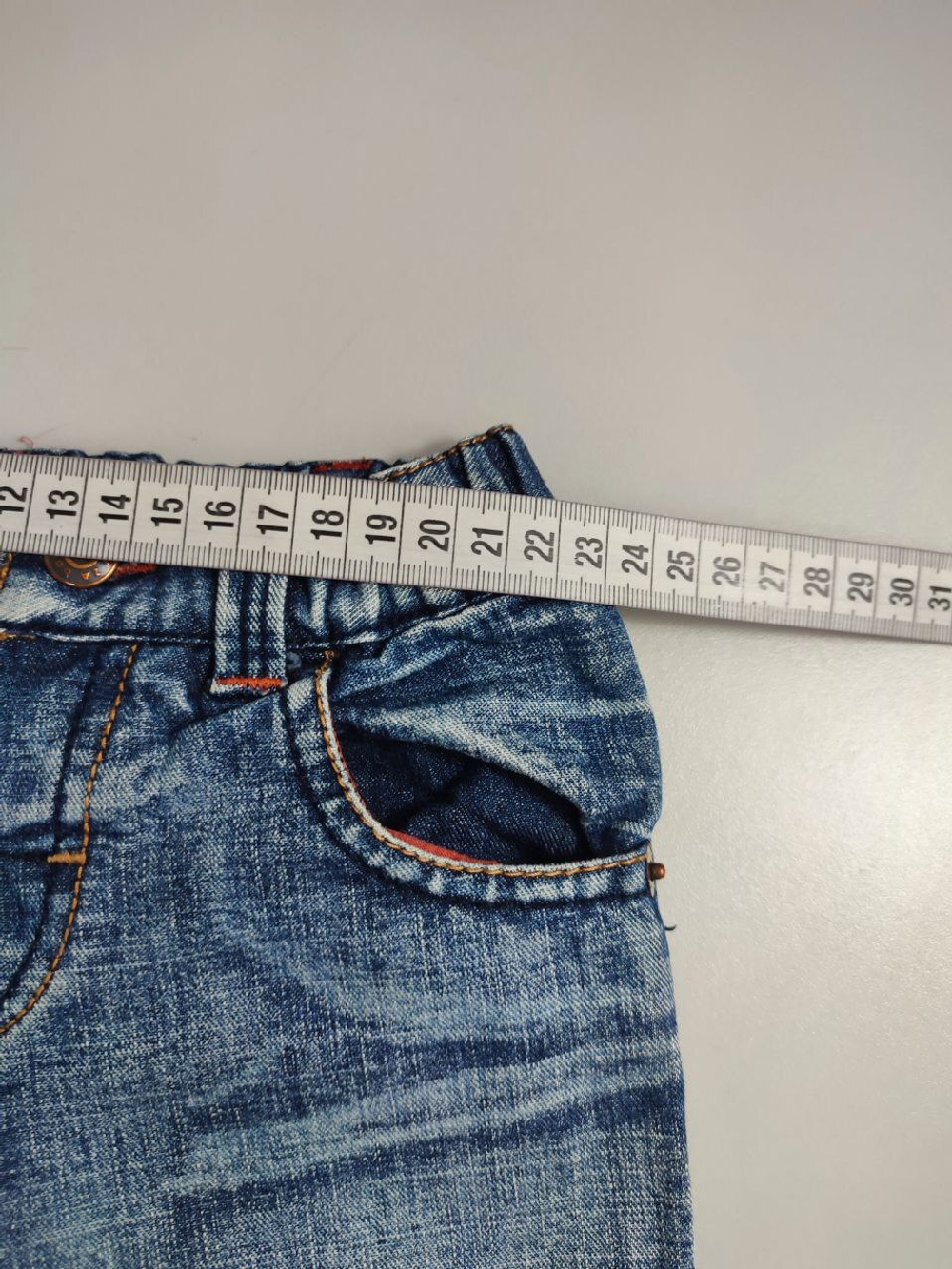 Шорты джинсовые на 9-12 месяцев