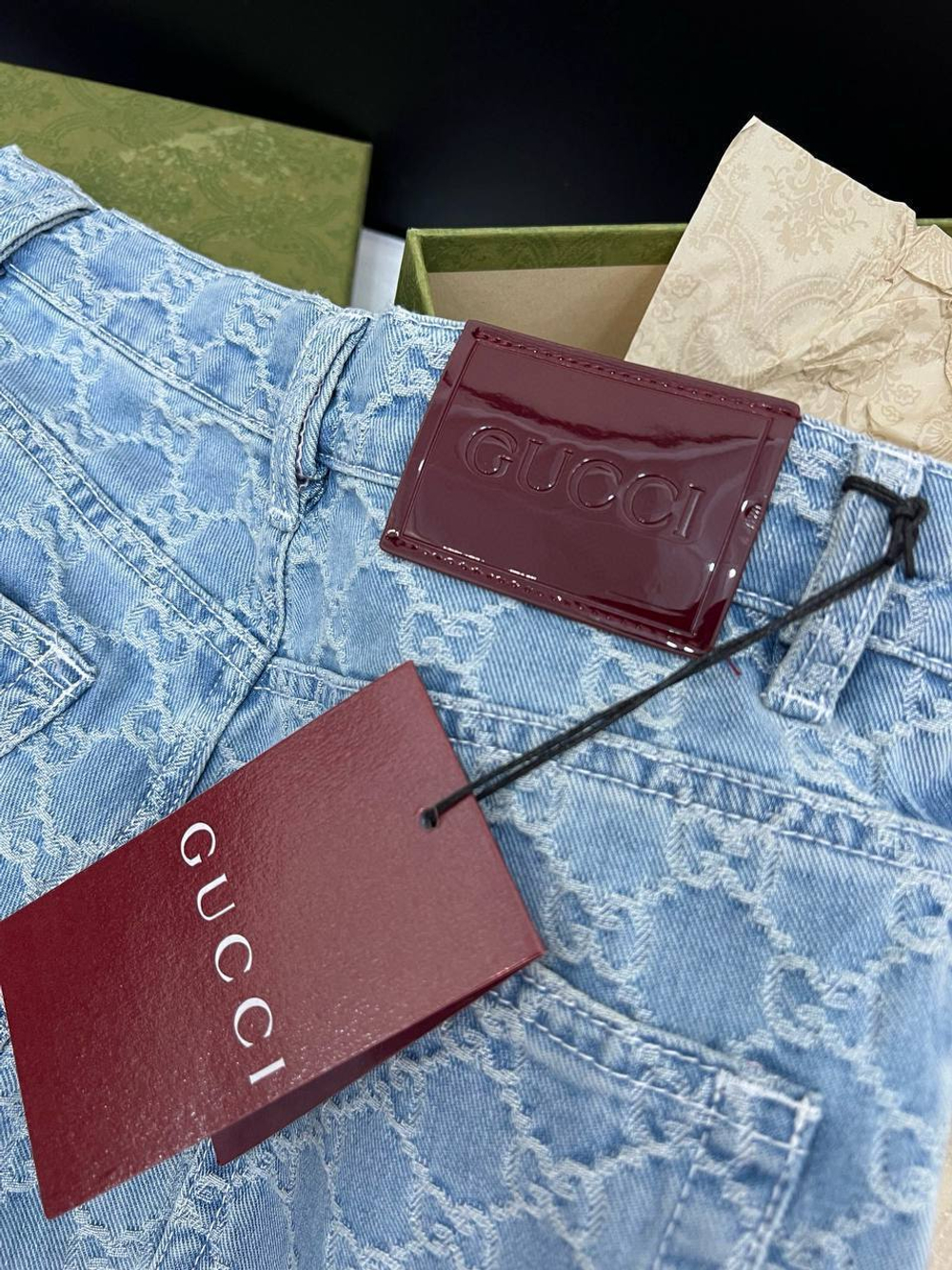 Джинсы Gucci