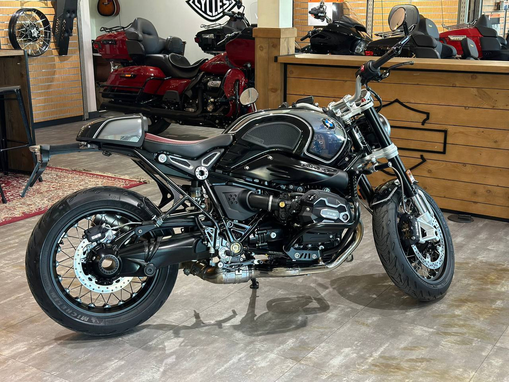 BMW R nineT серии 100 Years Edition  2023
