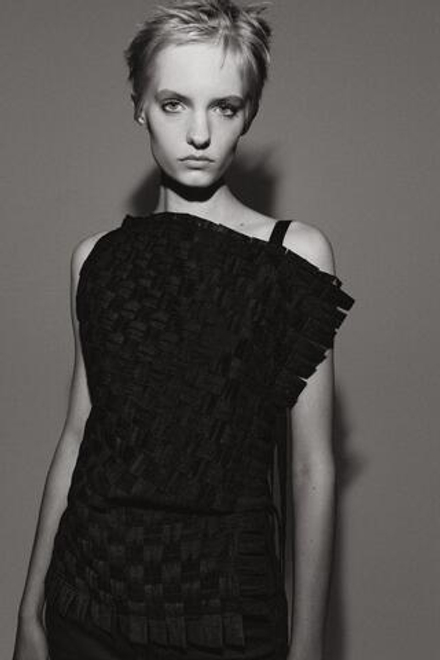 ZARA АCИММЕТРИЧНЫЙ ТОП — ZW COLLECTION, ЧЕРНЫЙ