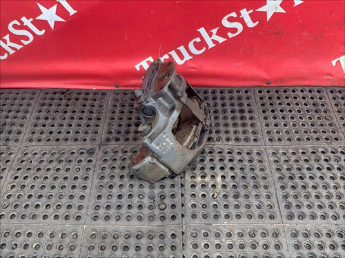 Суппорт тормозной 2018г