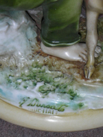 Статуэтка. Фарфор. Сельские заботы. Capodimonte. Италия