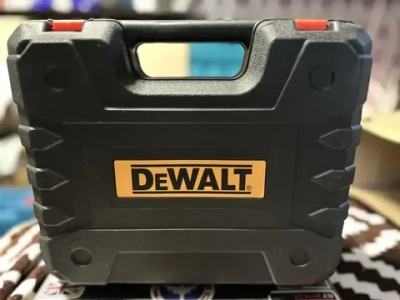 DeWalt Шуруповерт, 36 В, 2 АКБ