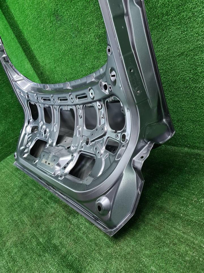 Крышка багажника Москвич 6 (2023-н.в.)