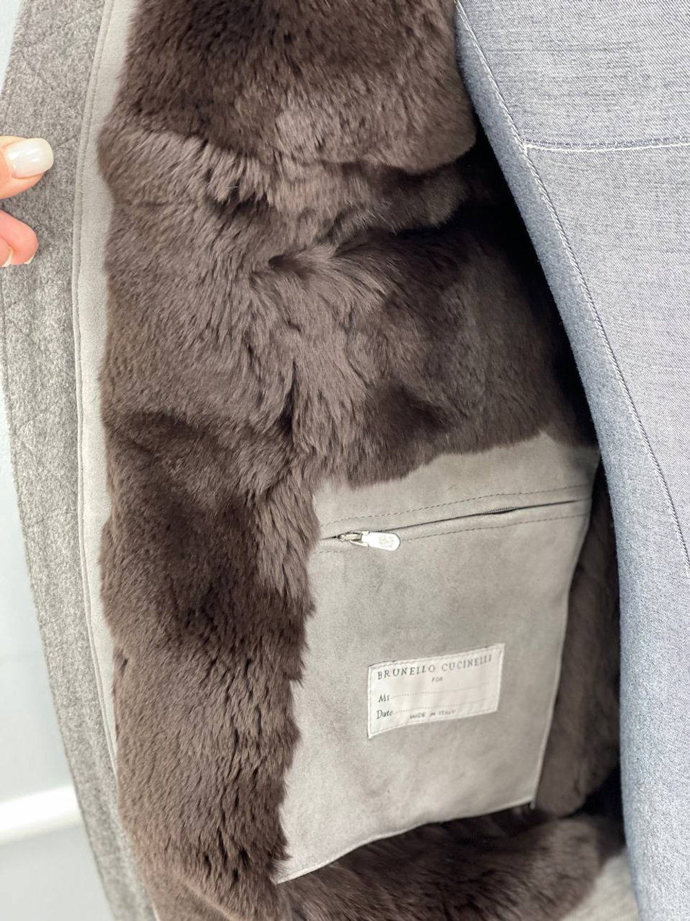 Кашемировая куртка Brunello Cucinelli внутри с мехом