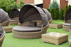 "Стильяно" плетеная кровать круглая, цвет соломенный