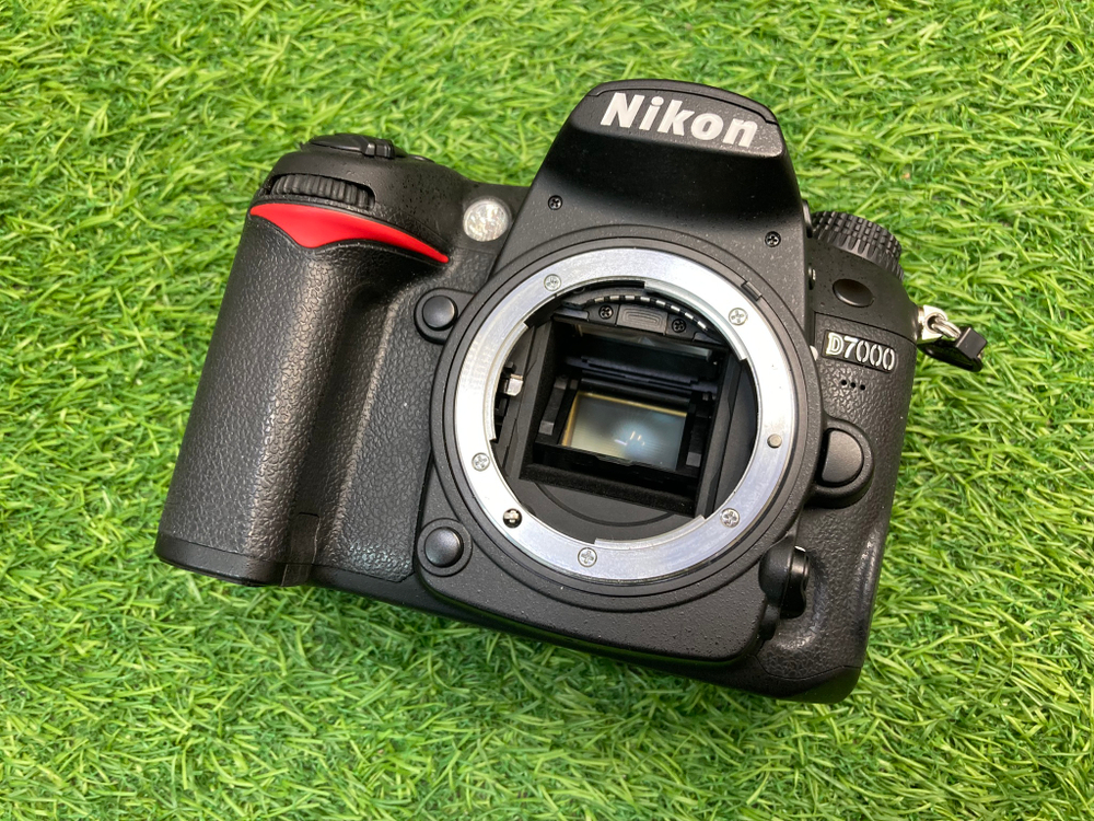 Nikon D7000 2.300 кадров
