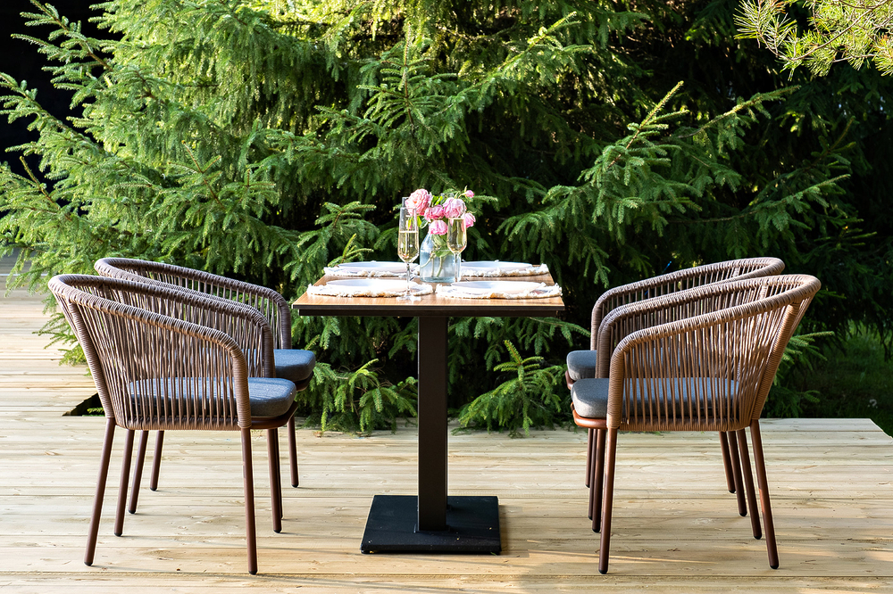 "Каффе Дабл" обеденная группа на 4 персоны, цвет "дуб"