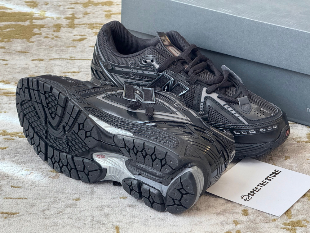 New Balance 1906A Black