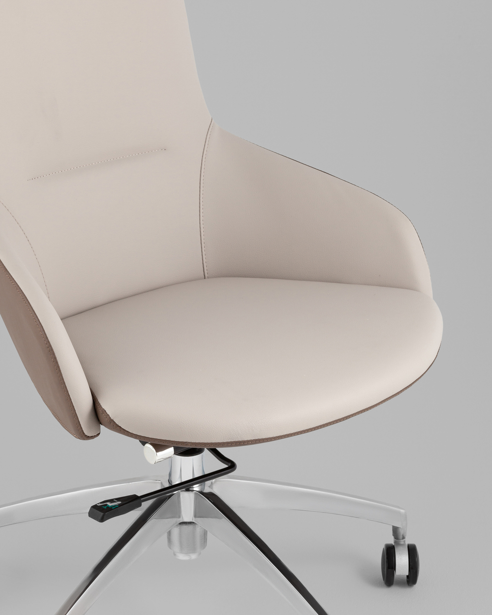 Кресло офисное TopChairs Soulo светло-серый, коричневый
