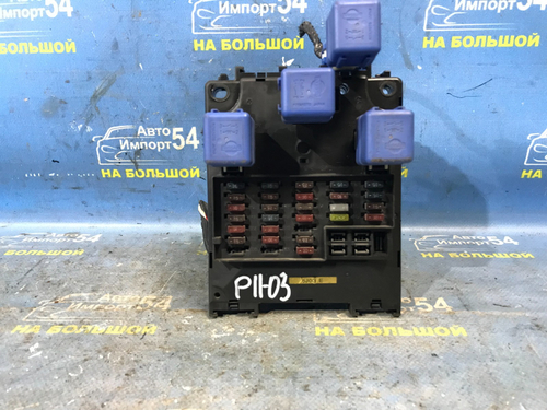 Блок предохранителей салонный NISSAN PRIMERA 1999