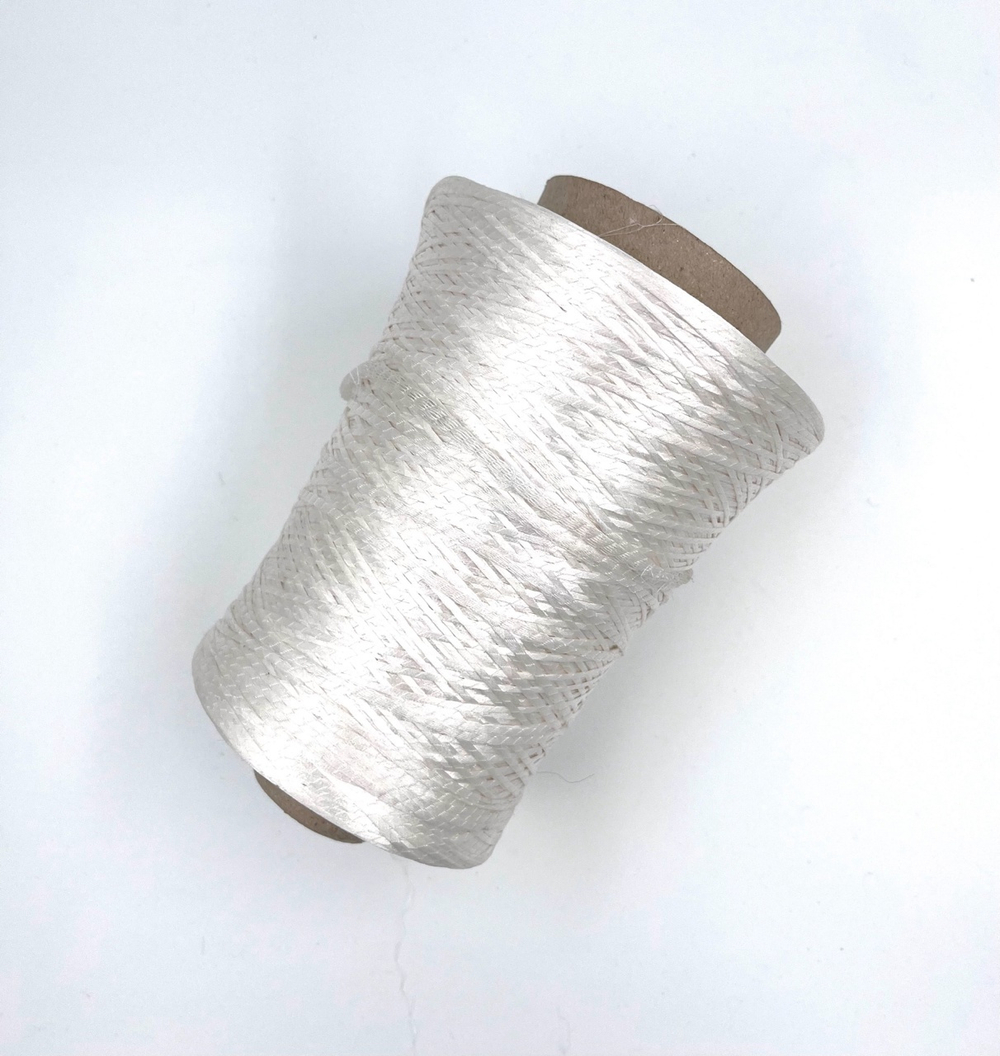 Loro Piana, шелк 100 %, 400 м 100 г, молочный