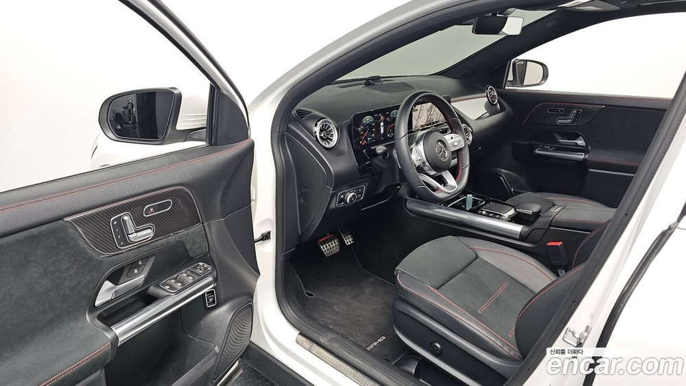 Mercedes-Benz GLA-Class H247 GLA250 4MATIC (12.2022)