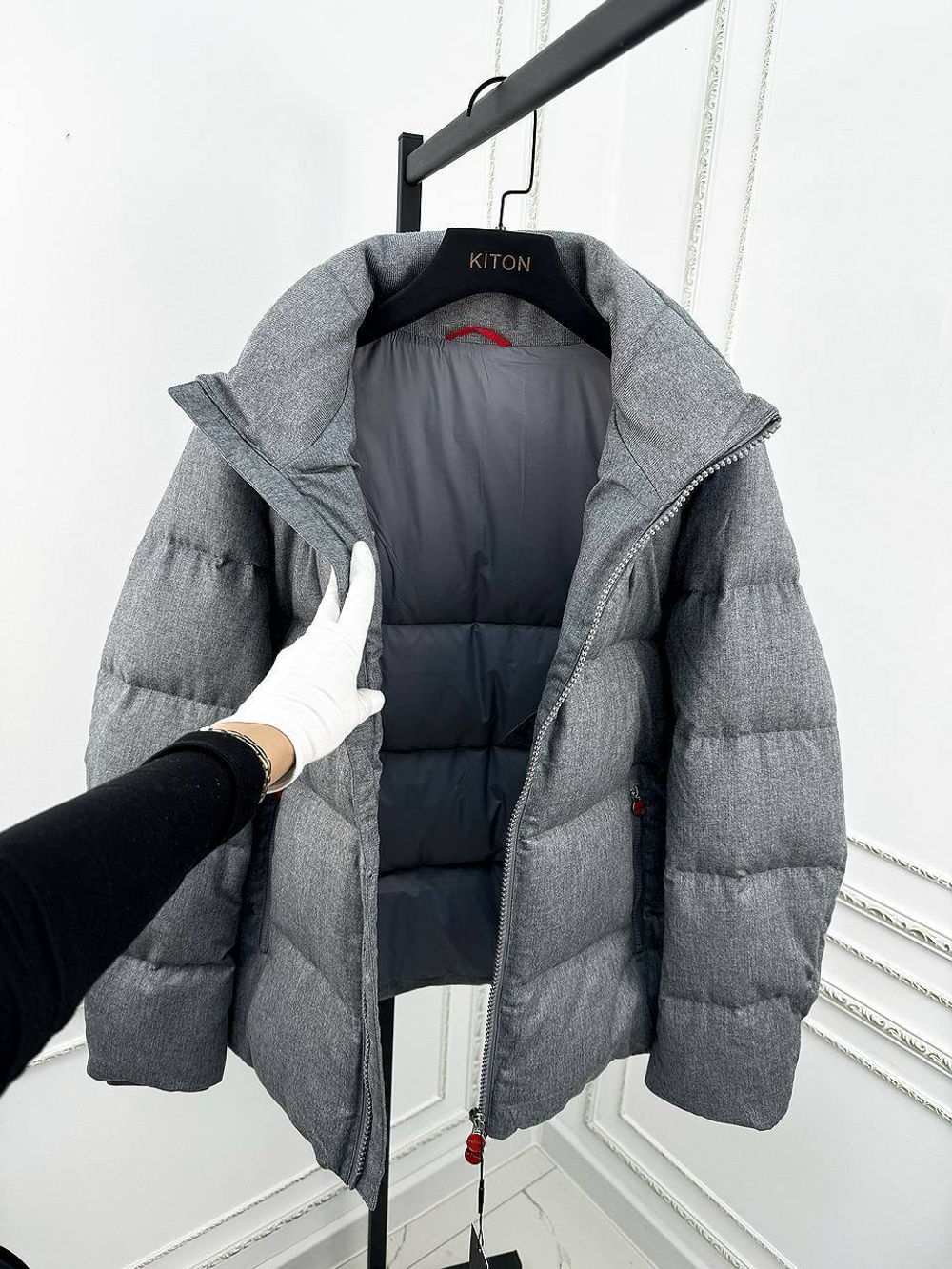 Пуховик Kiton