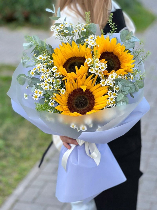 Букет из подсолнухов "Wild Sunshine"