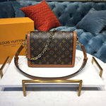 Louis Vuitton Dauphine MM