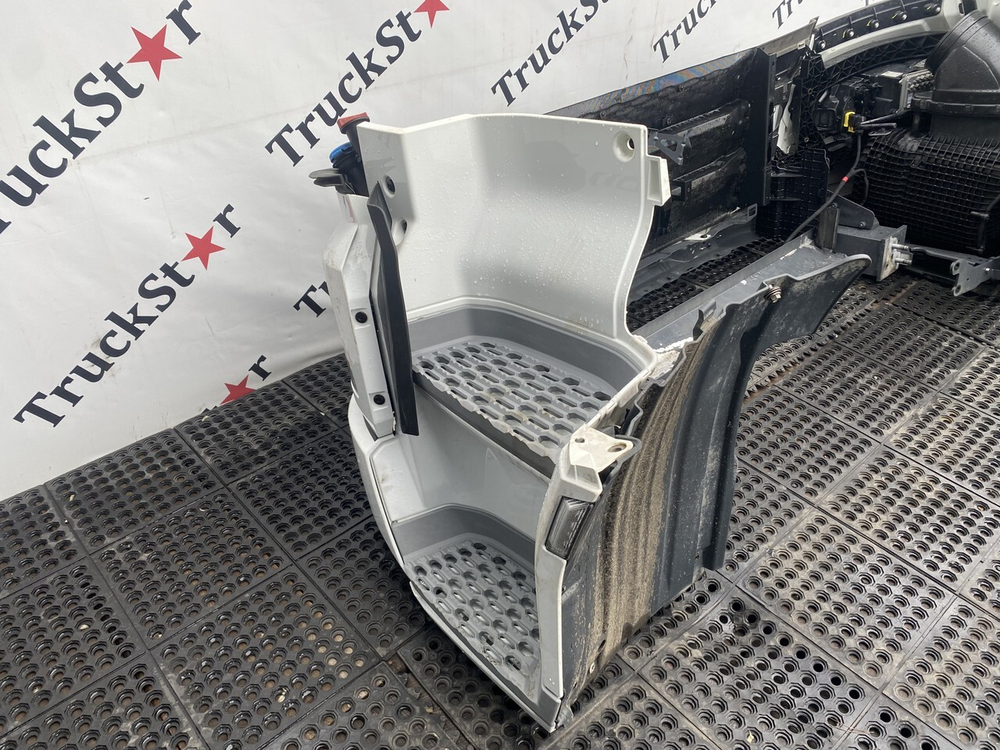 Бампер в сборе ноускат 2023г.