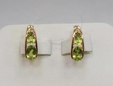 Серьги из золота с хризолитом