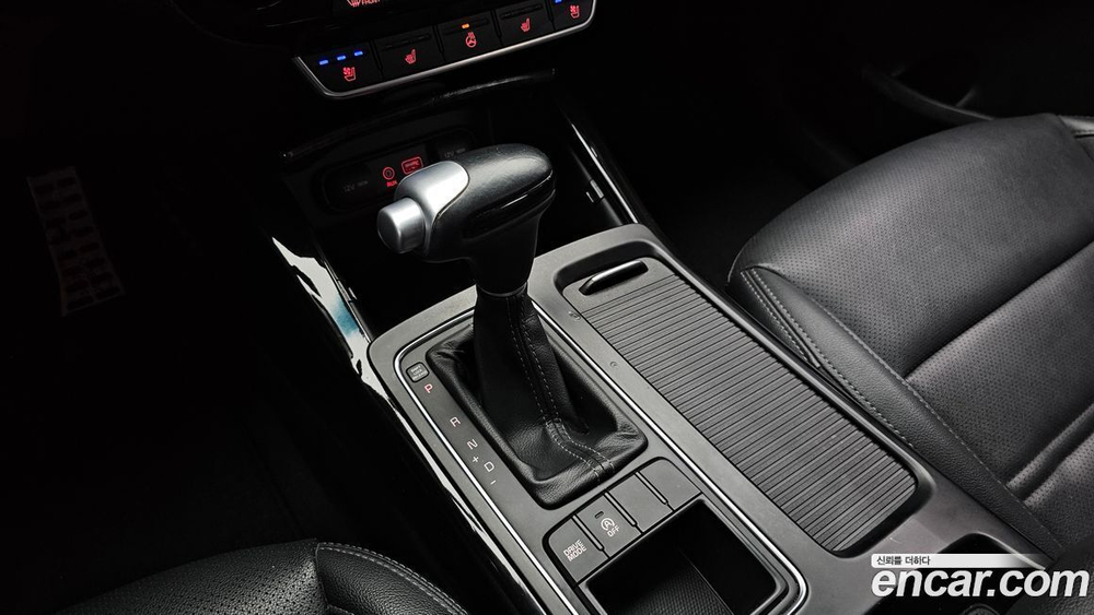 Kia The New Sorento Дизель 2.0 2WD (03.2020)