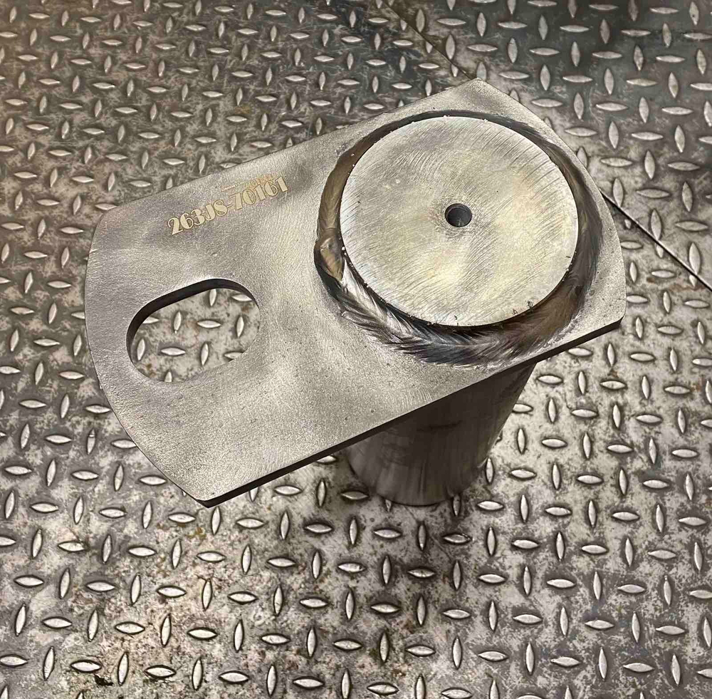 Палец 263J8-70161